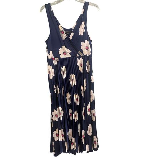 Maggy London Size 10 Floral Pleated Dress Midi Party Spring - Picture 1 of 5
